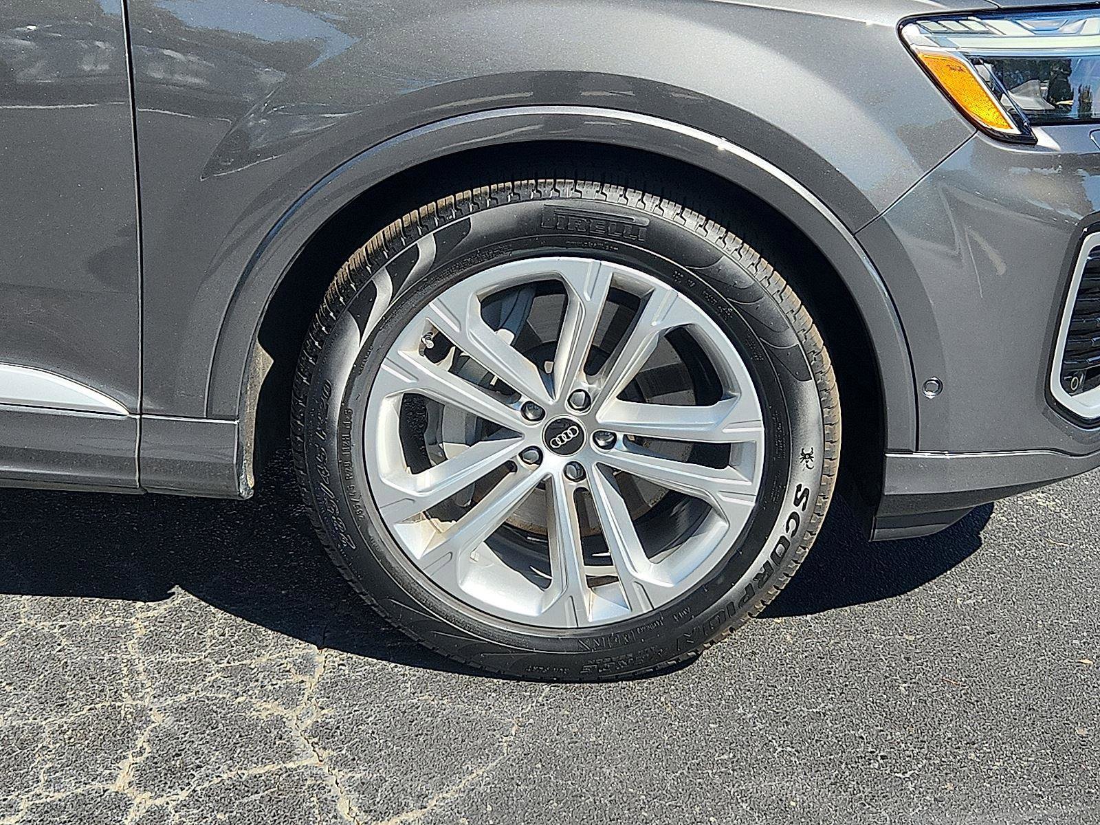 Used 2025 Audi Q7 3.0T Prestige w/ Prestige Package image 8