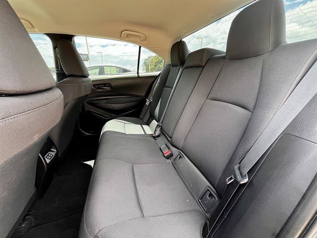 Used 2025 Toyota Corolla LE FWD image 13