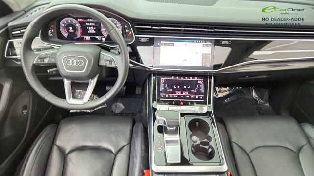Used 2020 Audi Q8 Prestige w/ Prestige Package image 36