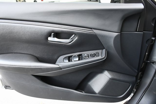 Used 2021 Nissan Sentra SV image 17