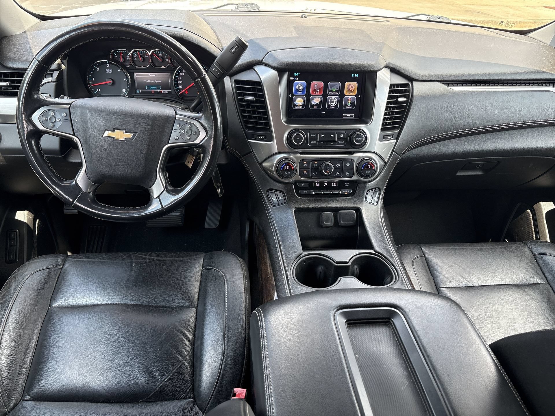 Used 2020 Chevrolet Suburban LT RWD image 2