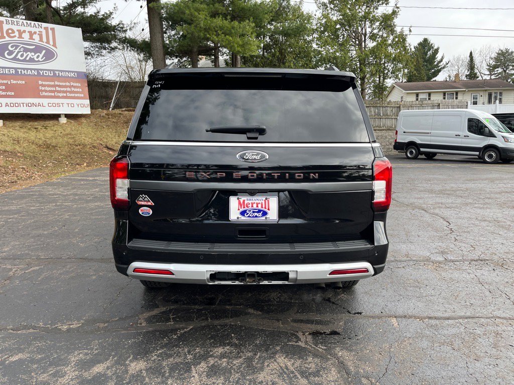 Used 2024 Ford Expedition Timberline AWD/4WD image 5