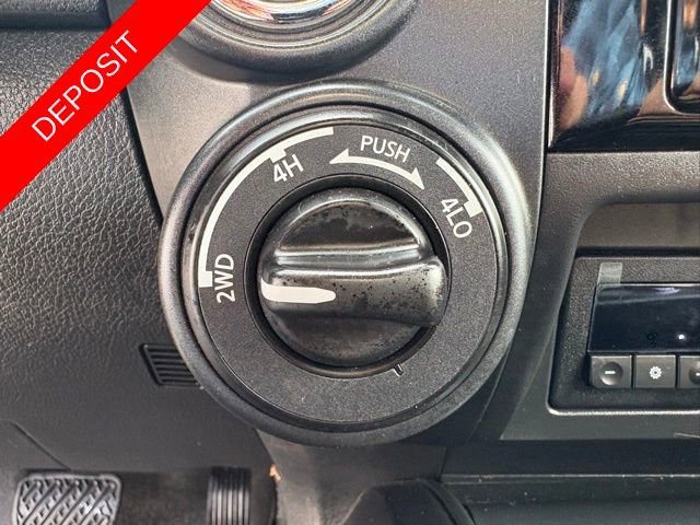 Used 2024 Nissan Titan PRO-4X w/ Pro-4x Convenience Package image 21