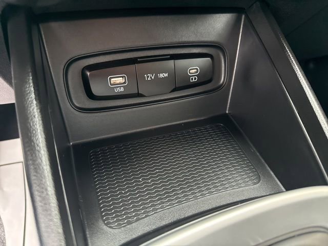 Certified 2026 Hyundai Venue SE image 29