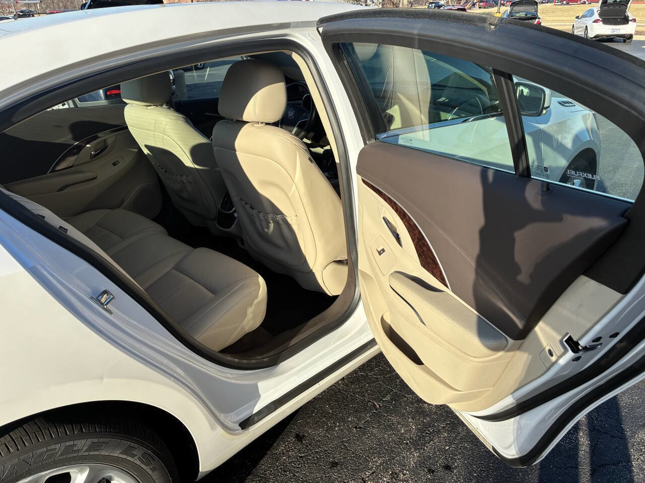 Used 2015 Buick LaCrosse Leather image 21
