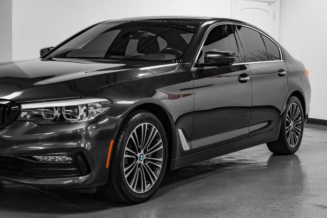 Used 2018 BMW 540i RWD image 9