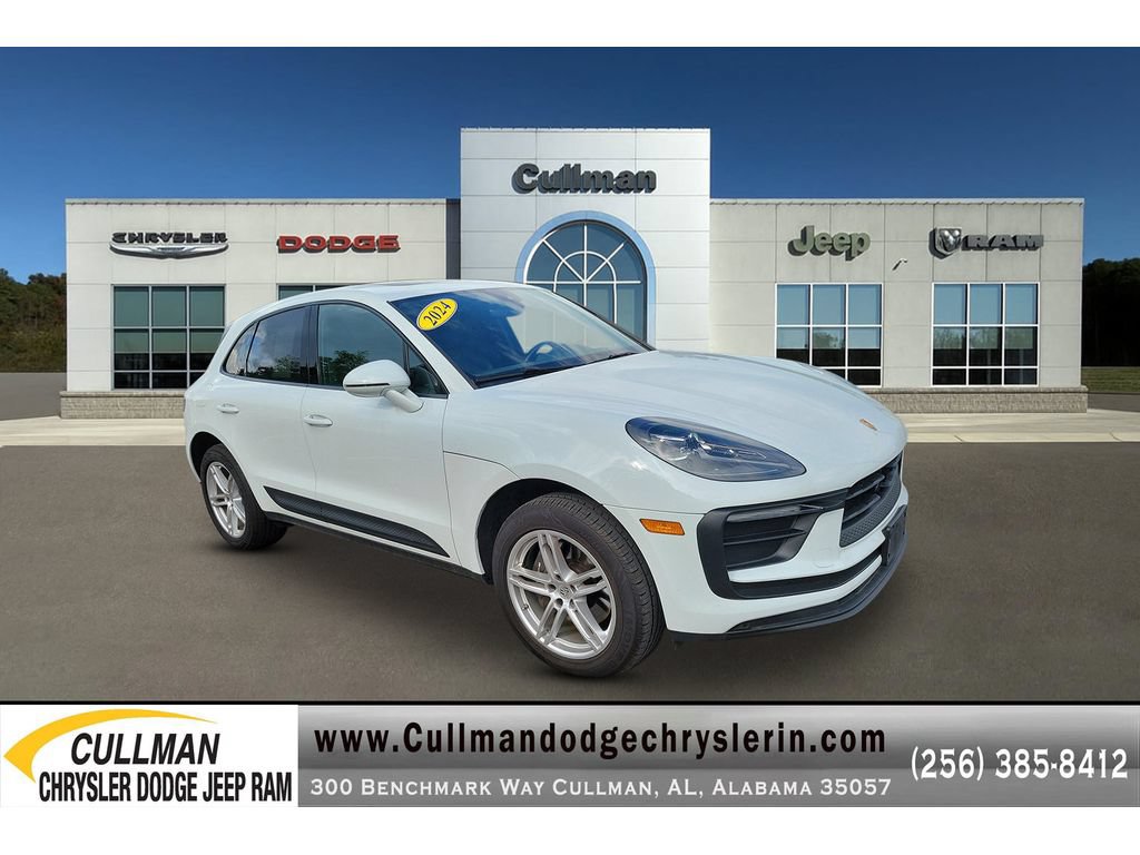 Used 2024 Porsche Macan Turbo AWD/4WD video 1