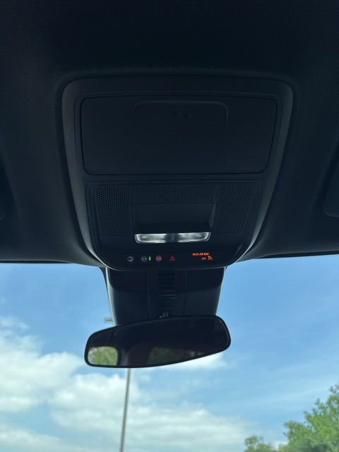 Certified 2025 GMC Acadia Elevation FWD image 32