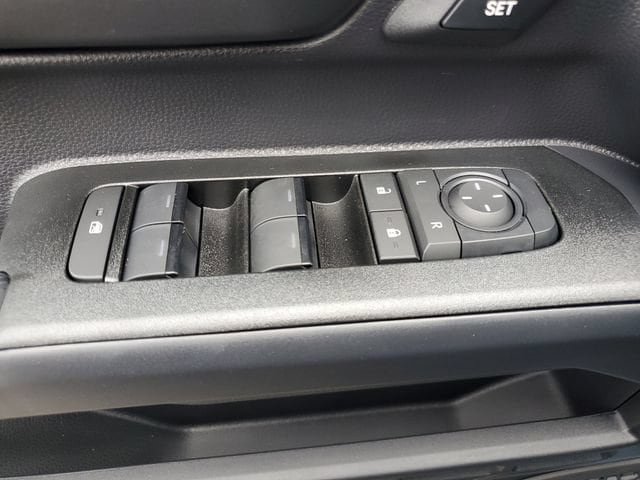 New 2026 Toyota 4Runner TRD Off-Road Premium AWD/4WD image 18