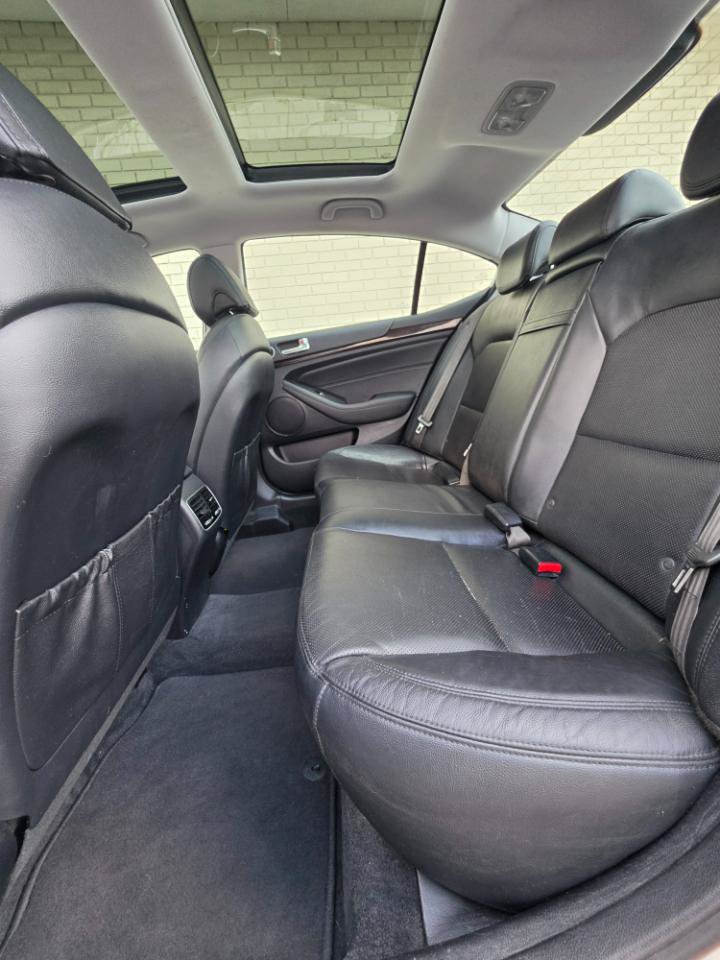 Used 2016 Kia Cadenza Premium FWD image 13