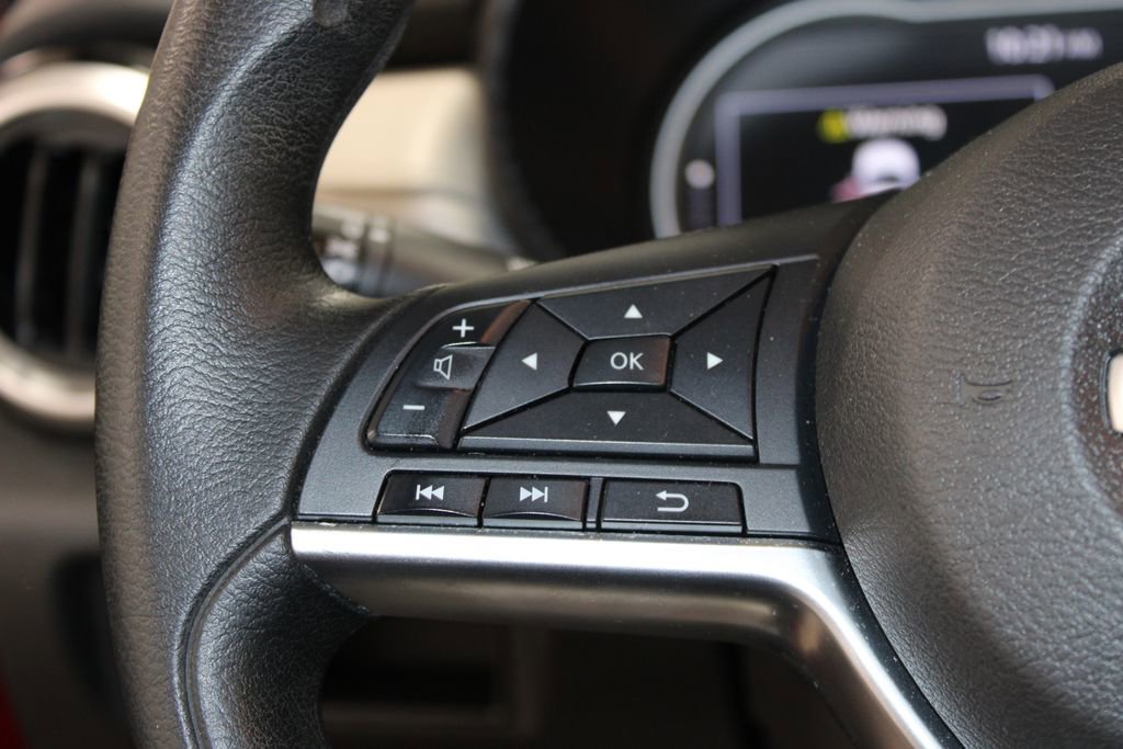 Used 2021 Nissan Versa SV image 14