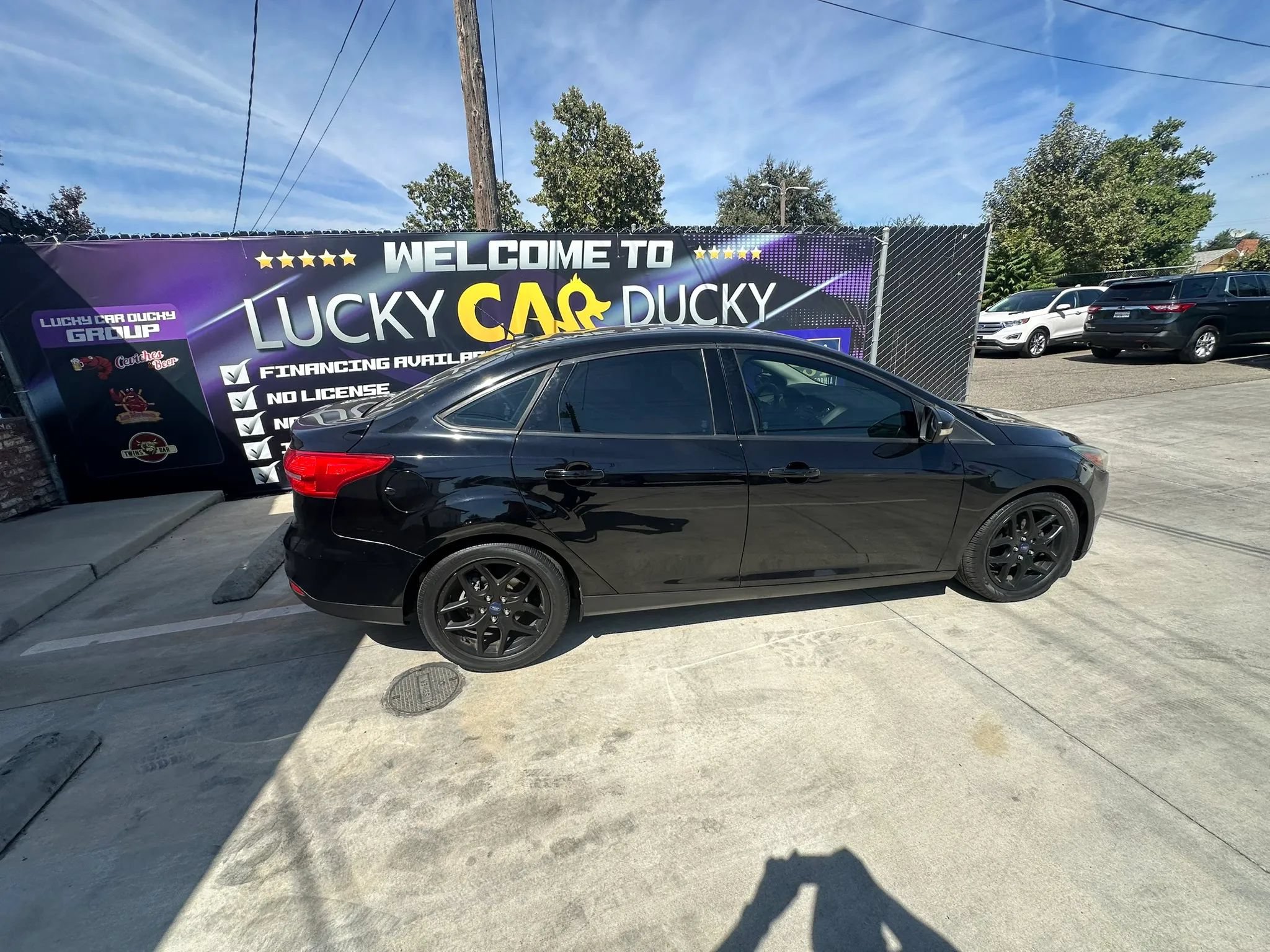 Used 2016 Ford Focus SE w/ Equipment Group 201A FWD image 6