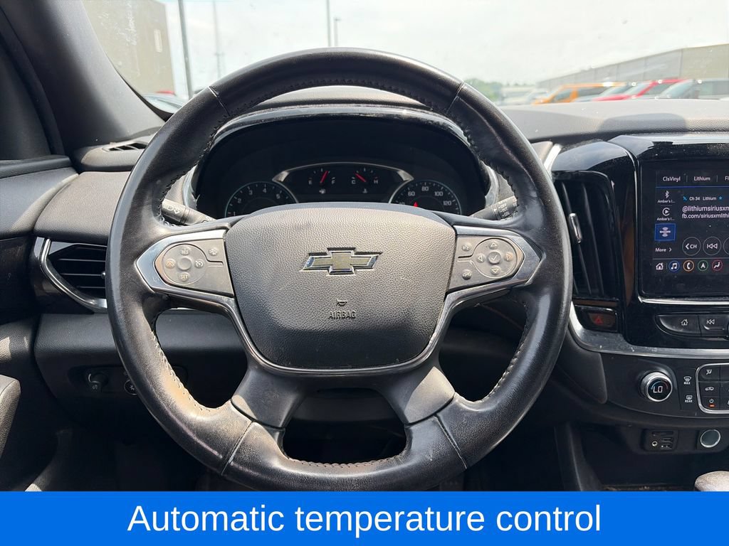 Used 2022 Chevrolet Traverse RS AWD/4WD image 13