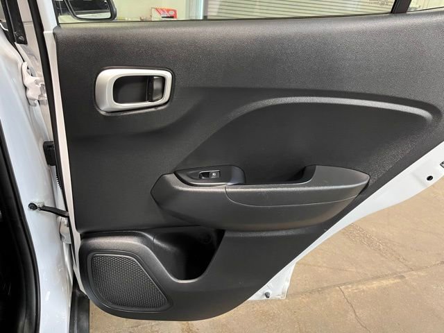 Used 2020 Hyundai Venue SEL w/ Convenience + Premium Package image 13