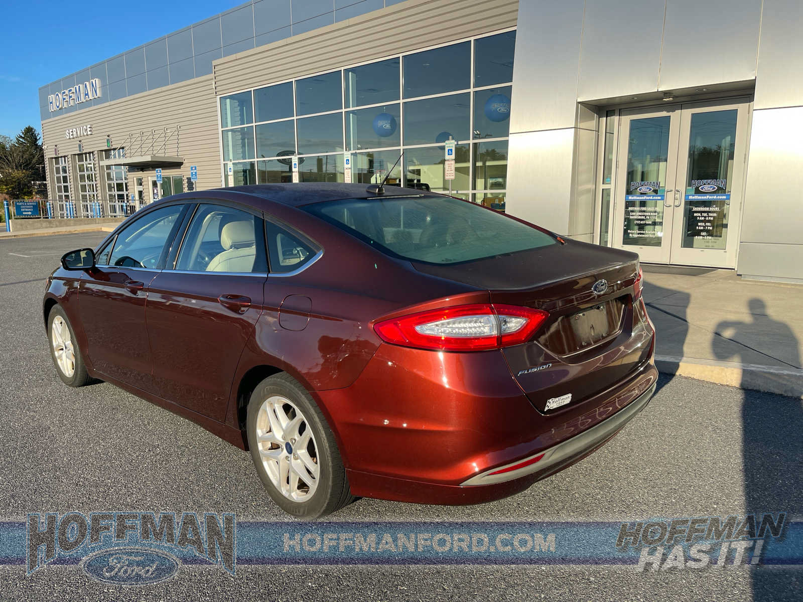 Used 2015 Ford Fusion SE FWD image 3