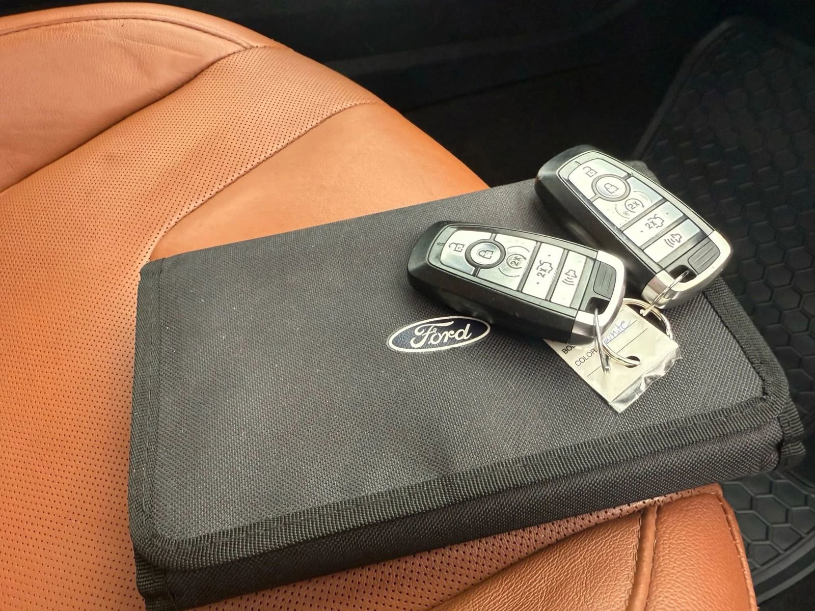 Used 2019 Ford Fusion Energi Titanium image 47