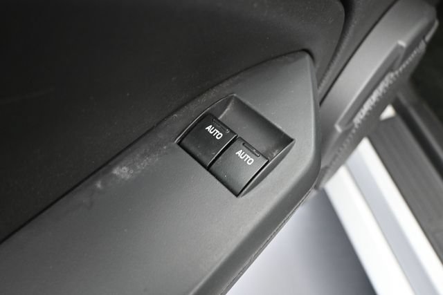 Used 2006 Ford Mustang GT RWD image 14