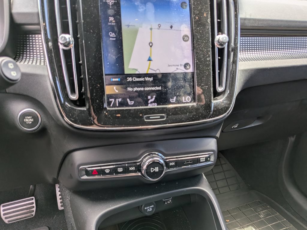 Used 2019 Volvo XC40 T5 R-Design AWD/4WD image 20