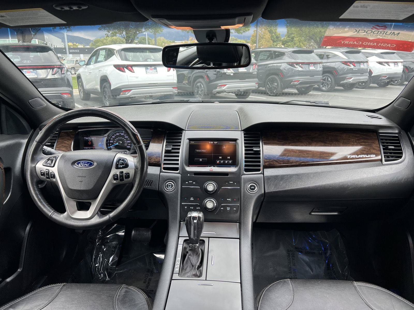 Used 2015 Ford Taurus Limited FWD image 21