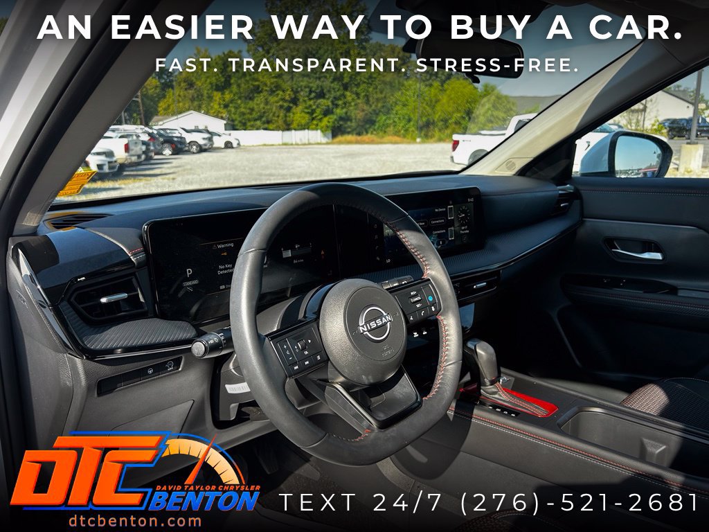 Used 2025 Nissan Kicks SR FWD image 11
