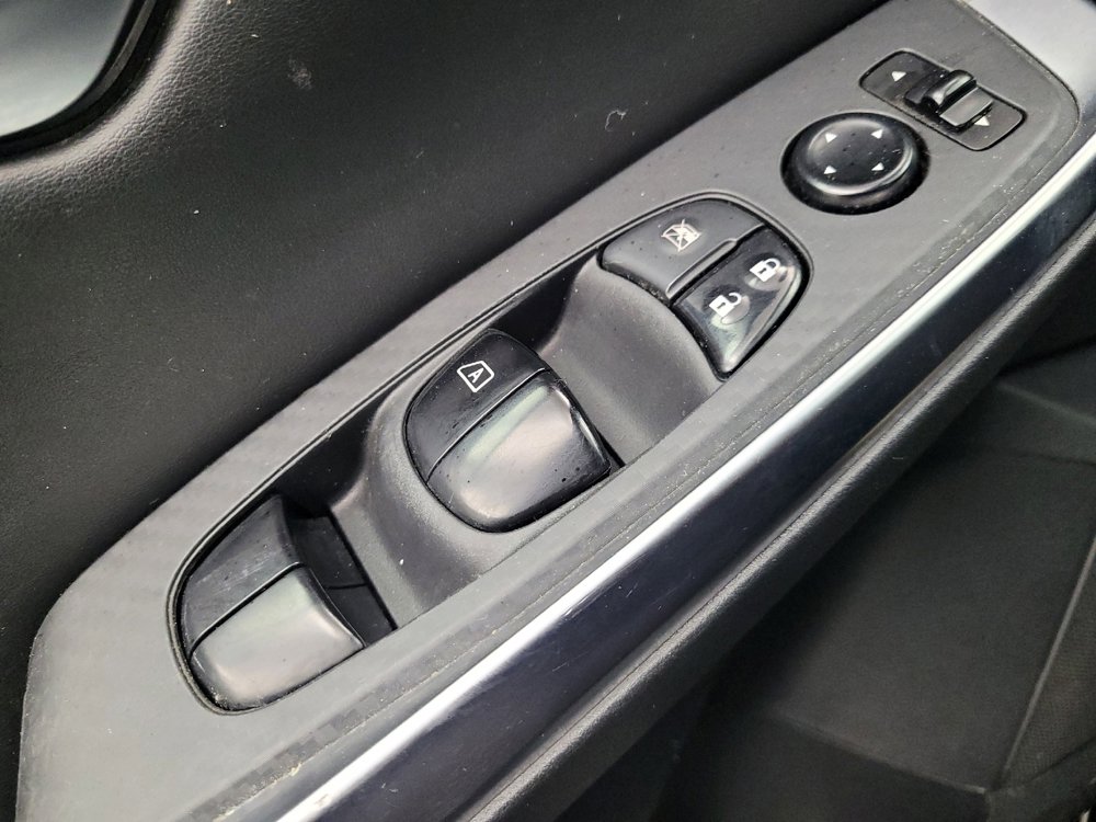 Used 2022 Nissan Sentra SR w/ Trunk Package image 27