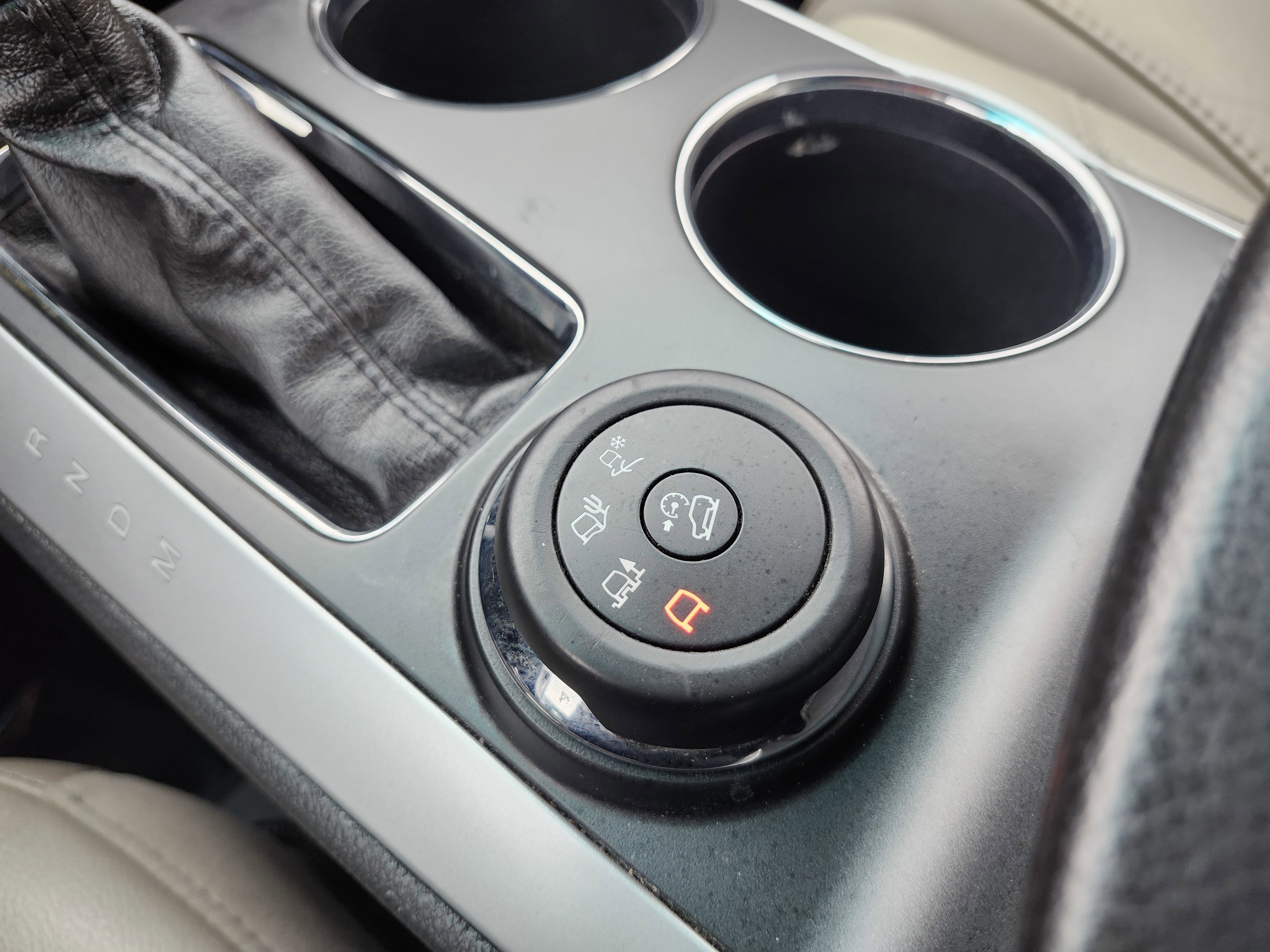 Used 2013 Ford Explorer XLT image 14