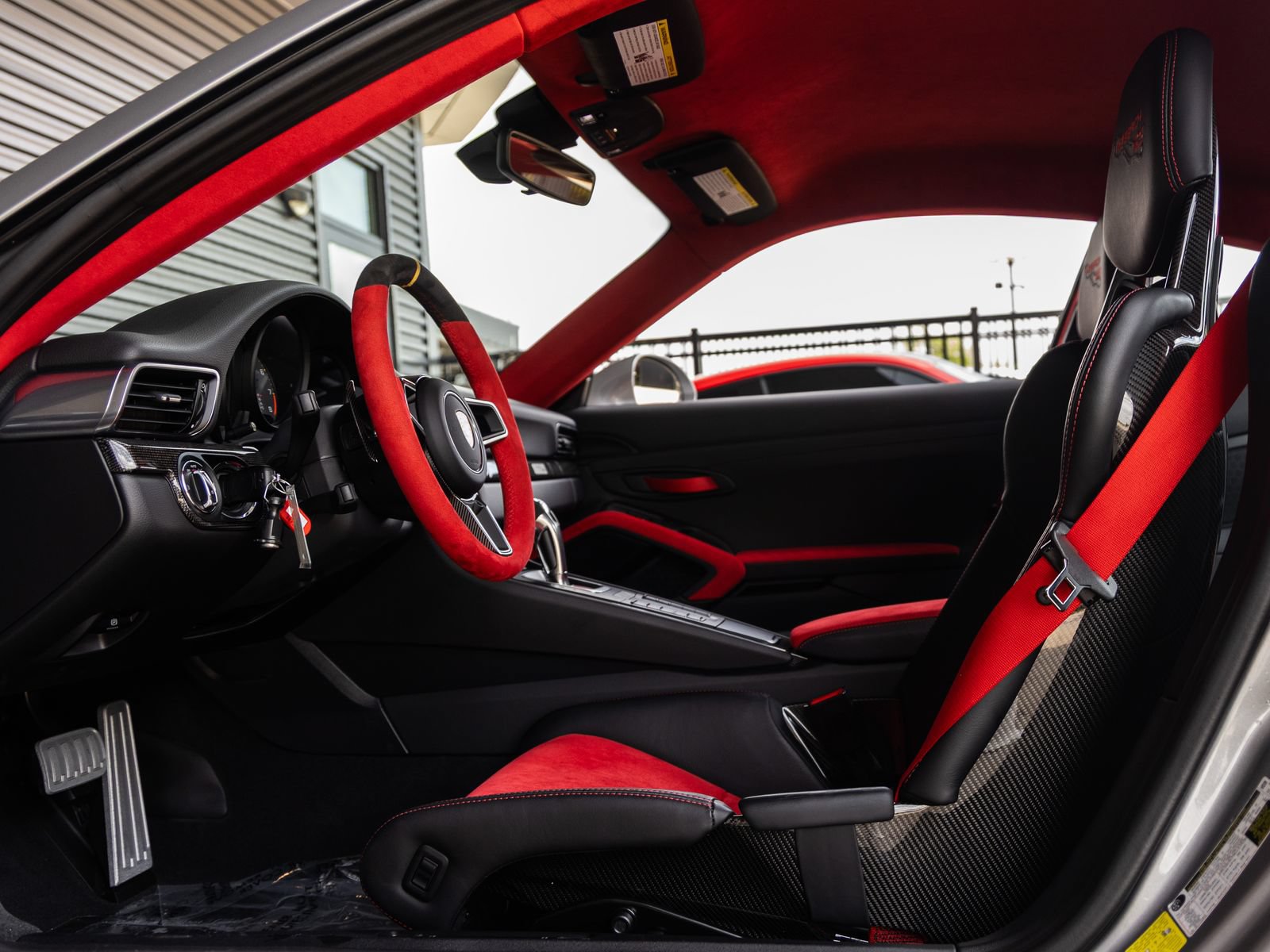 Certified 2018 Porsche 911 GT2 RS RWD image 41