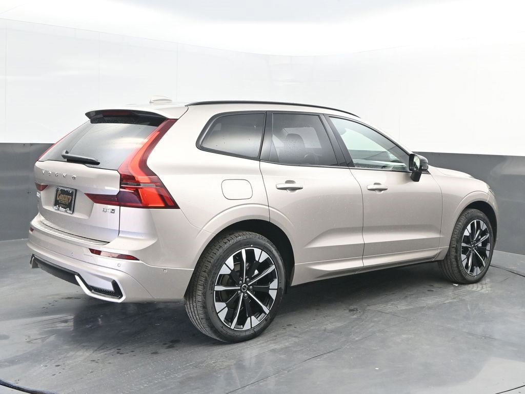 New 2026 Volvo XC60 B5 Ultra w/ Protection Package Premier image 7