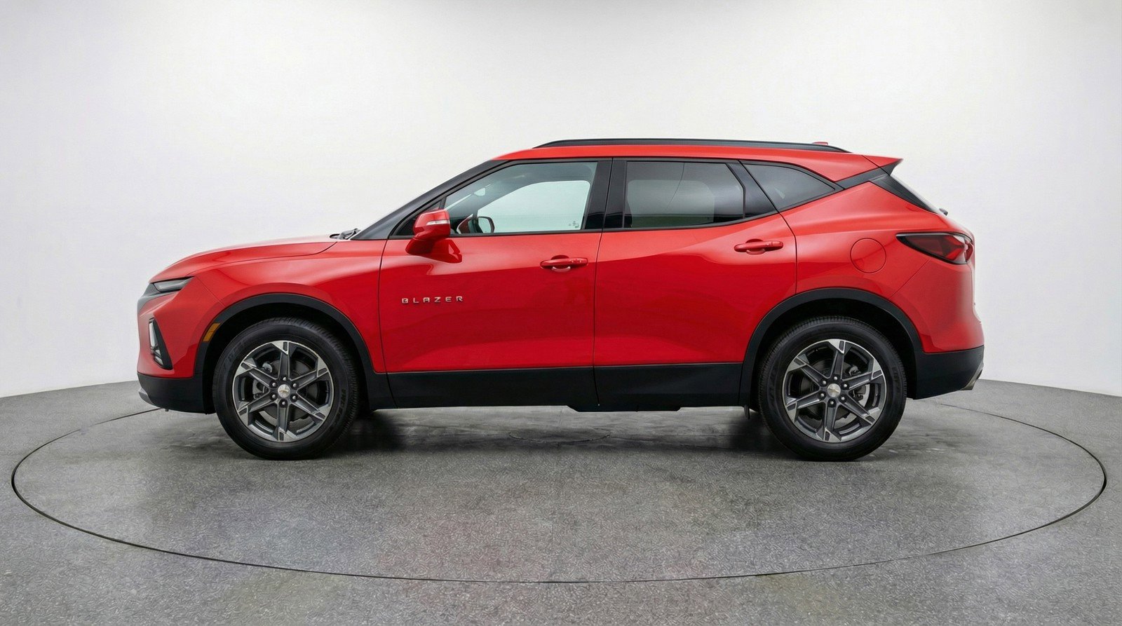 Used 2025 Chevrolet Blazer LT image 5