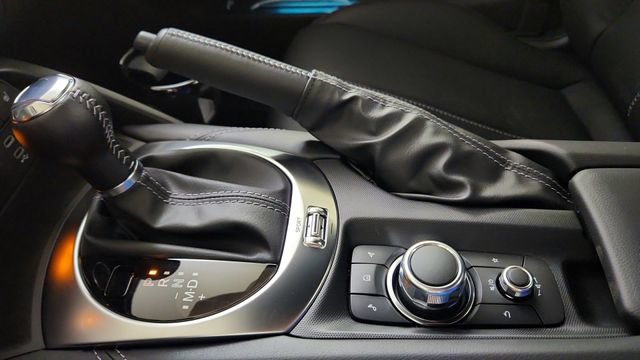 New 2026 MAZDA MX-5 Miata Grand Touring w/ Weather Package RWD image 17