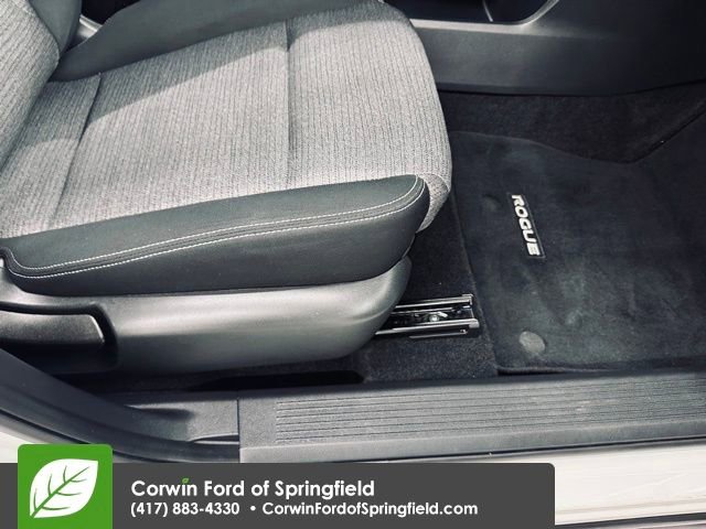 Used 2021 Nissan Rogue S image 10