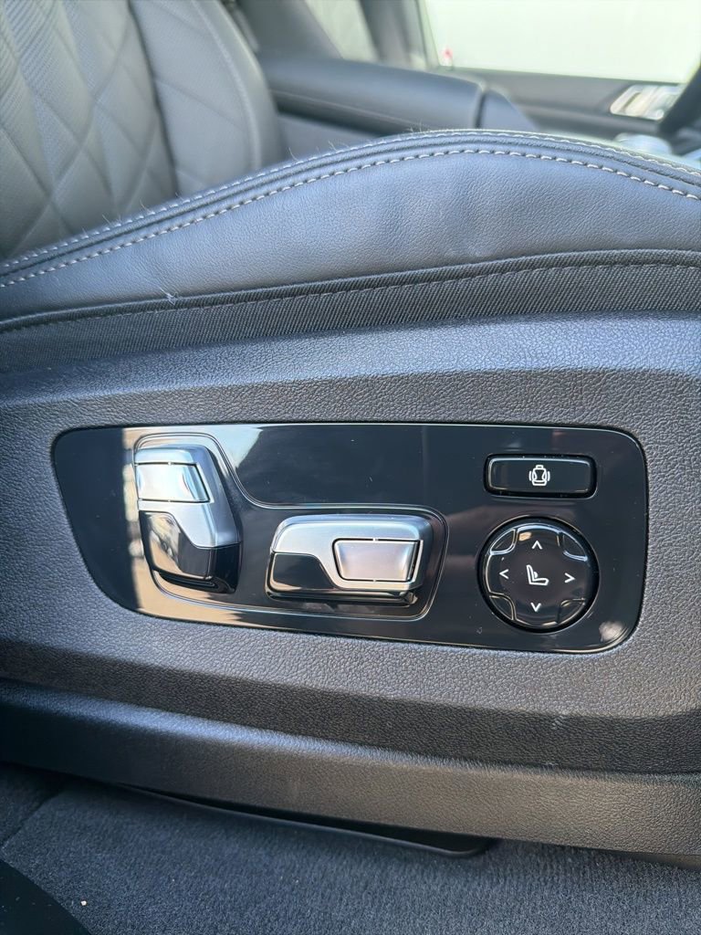 Used 2026 BMW X5 xDrive40i image 23