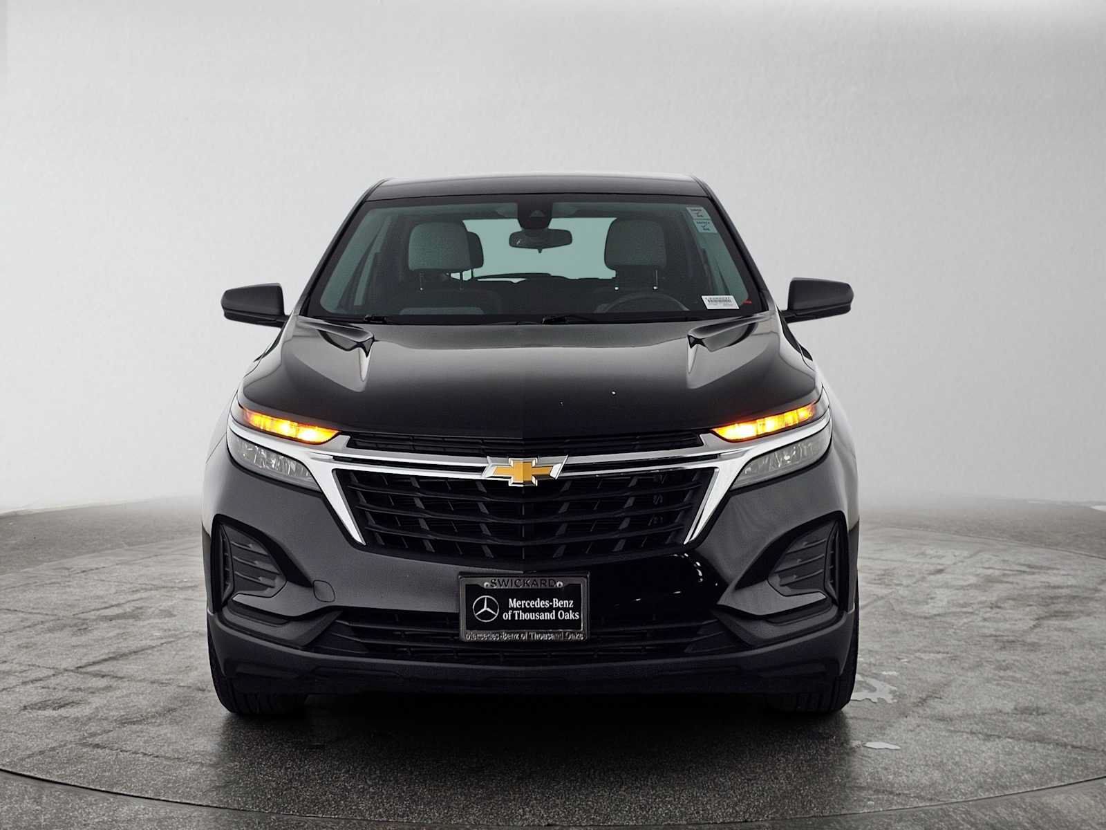 Used 2023 Chevrolet Equinox LS w/ LS Convenience Package FWD image 8