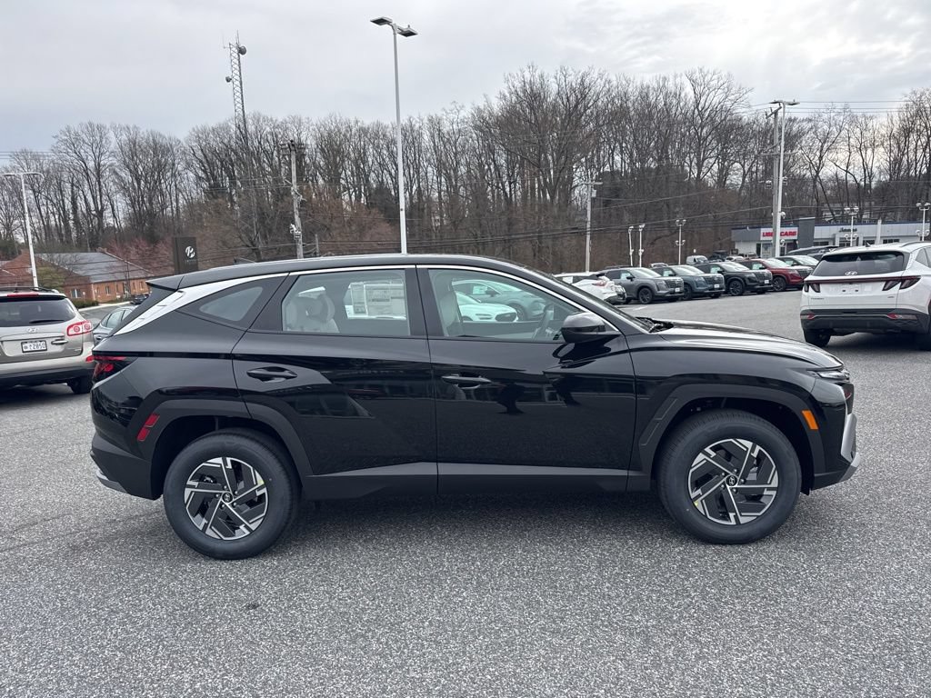 New 2026 Hyundai Tucson Blue SE AWD/4WD image 4