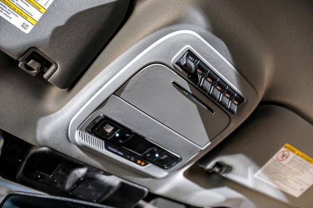 Used 2025 Ford F350 Lariat w/ Black Appearance Package AWD/4WD image 33