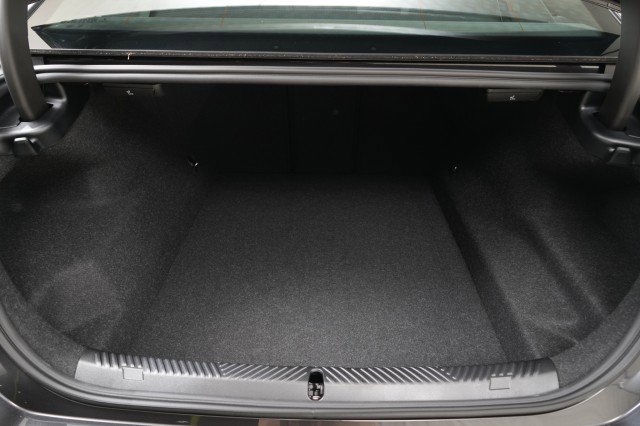 Used 2025 BMW M5 w/ Executive Package image 57