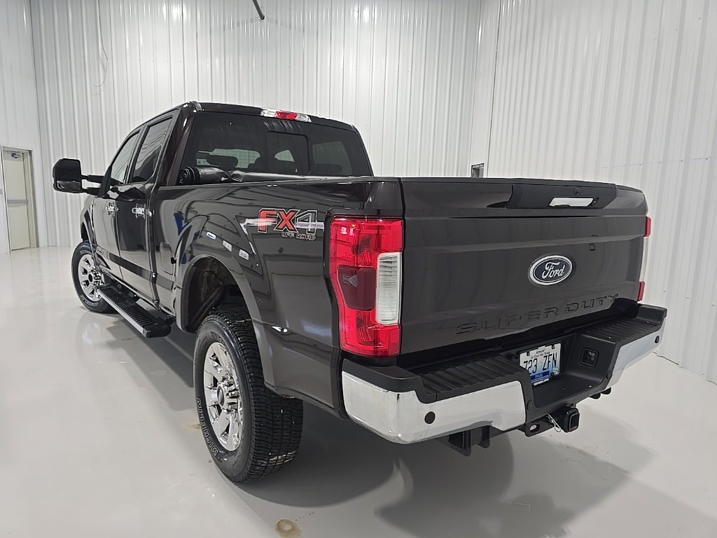 Used 2018 Ford F250 Lariat w/ Chrome Package image 6