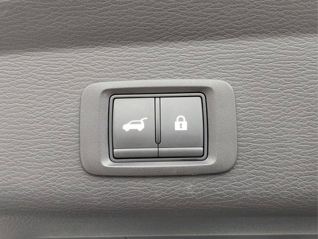 Used 2023 Mitsubishi Outlander SEL image 15