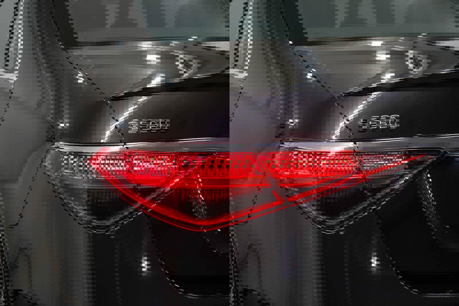 Used 2023 Mercedes-Benz S 580 4MATIC Sedan image 9