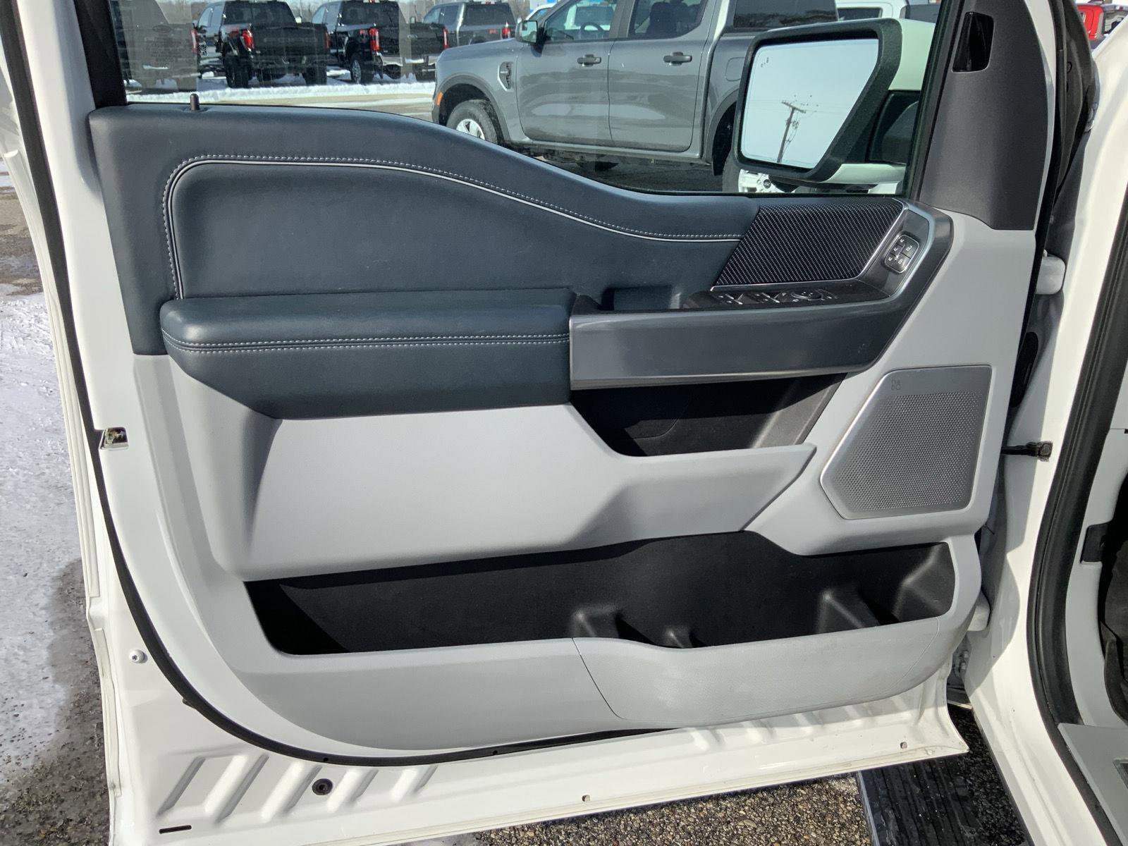 Used 2021 Ford F150 Limited image 28