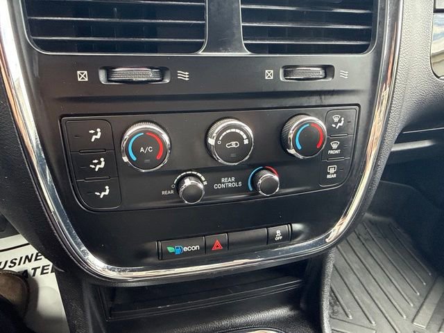 Used 2016 Dodge Grand Caravan SXT FWD image 22