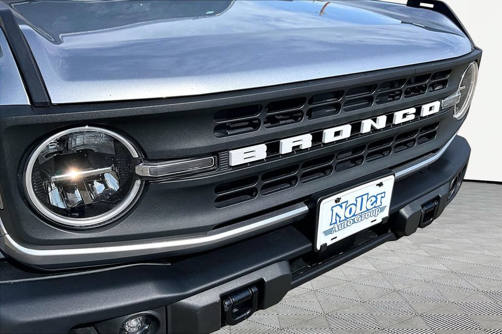 Used 2024 Ford Bronco Black Diamond AWD/4WD image 28
