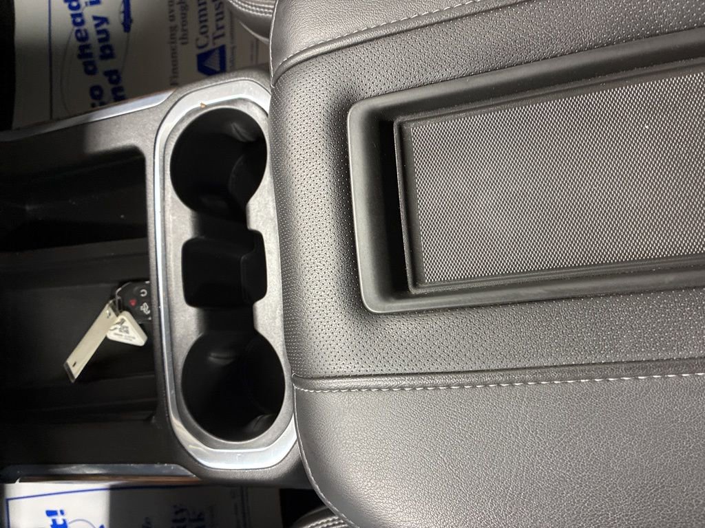 Used 2021 Chevrolet Silverado 1500 High Country w/ Technology Package image 20