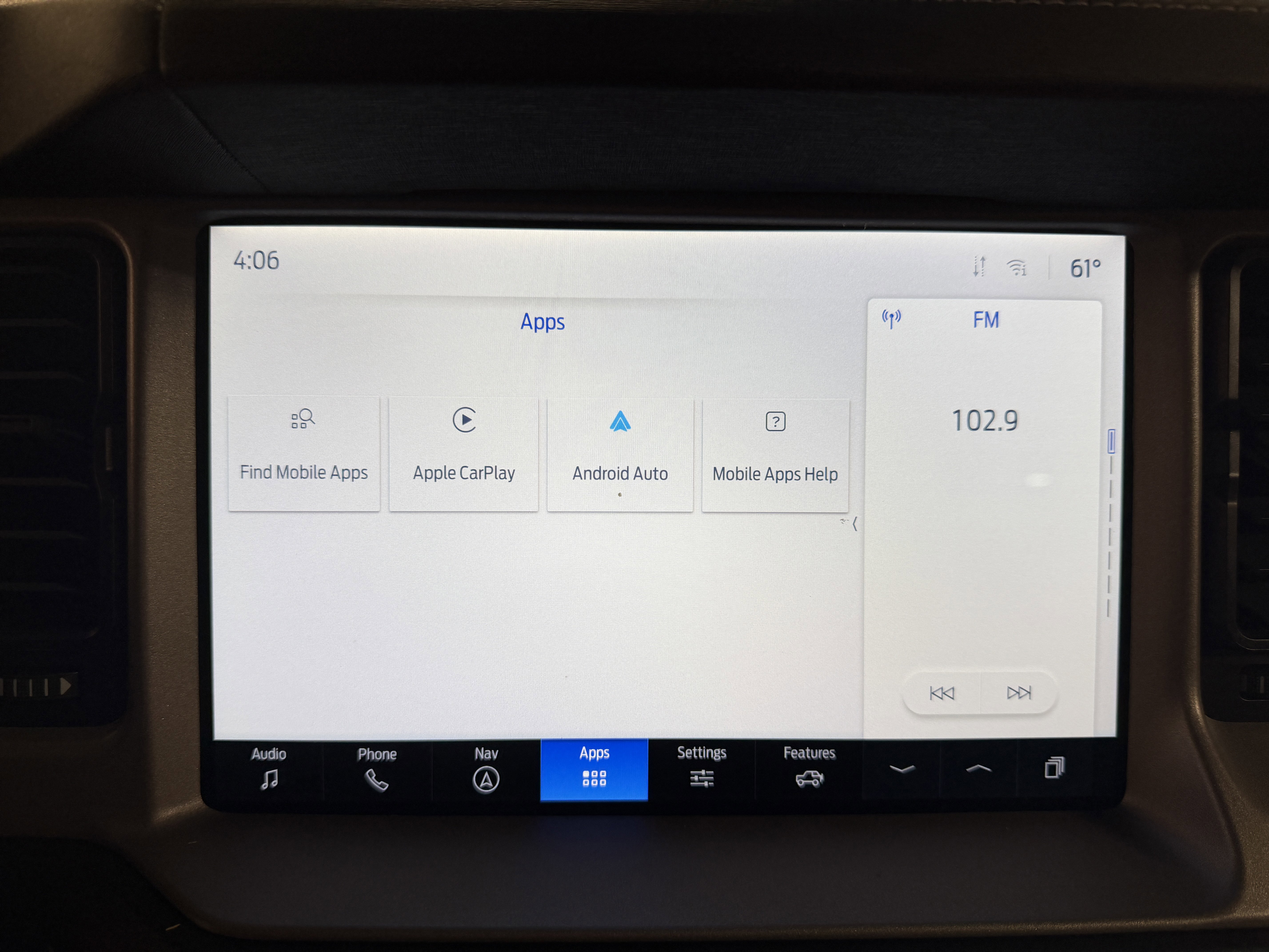 Used 2025 Ford Bronco Outer Banks image 13