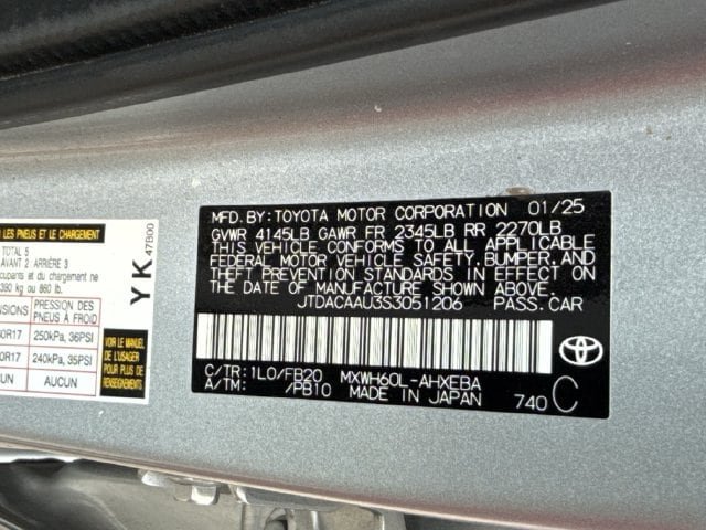 Used 2025 Toyota Prius LE FWD image 33