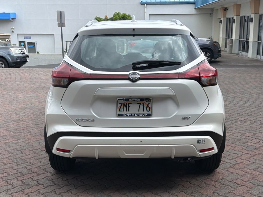 Used 2024 Nissan Kicks SV image 4
