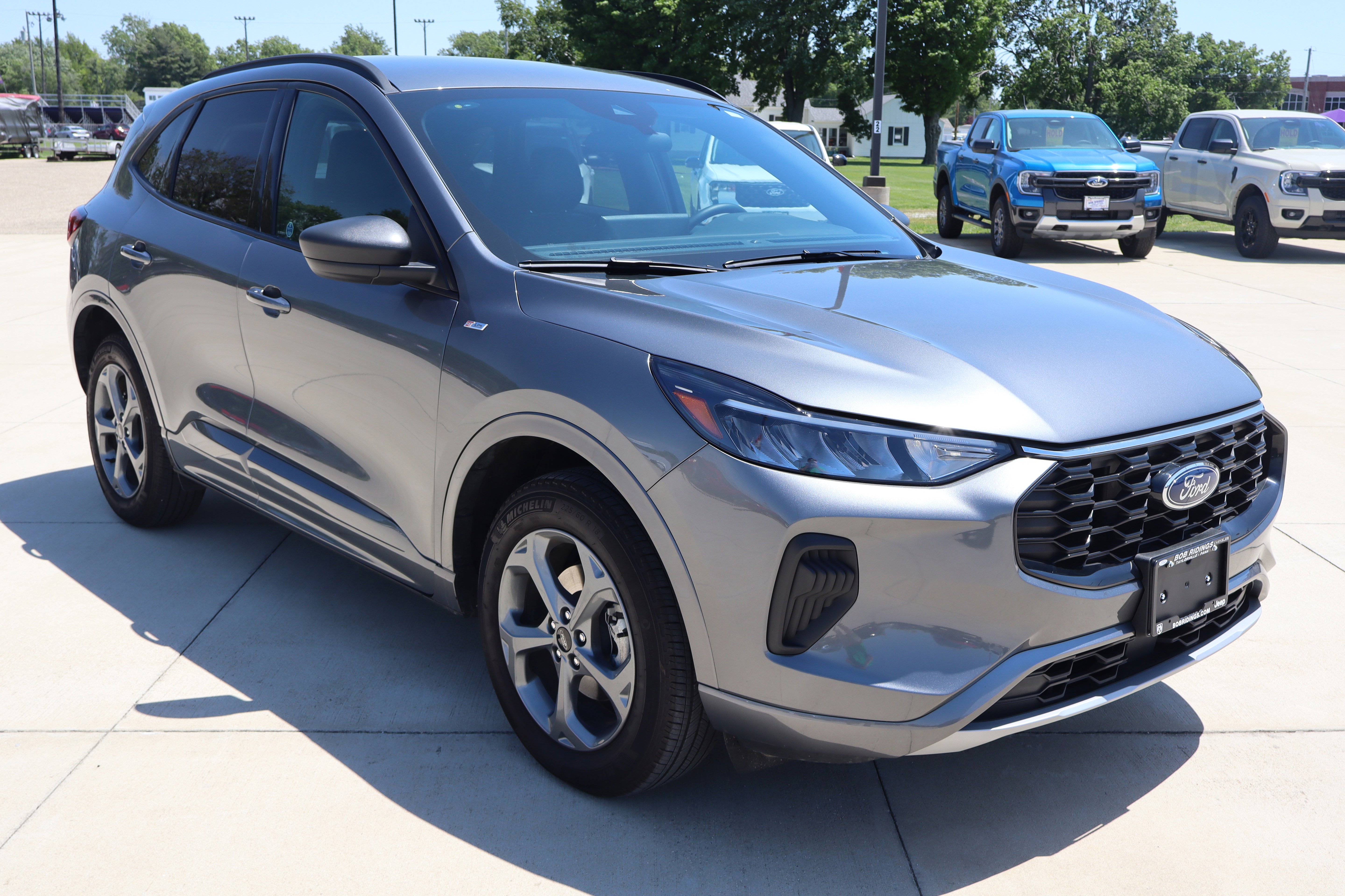 Used 2024 Ford Escape ST-Line w/ Tech Pack #1 AWD/4WD image 3