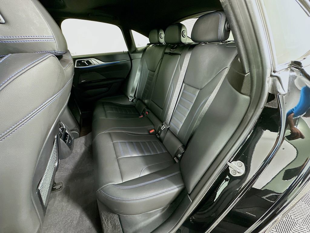 Certified 2022 BMW i4 M50 image 25