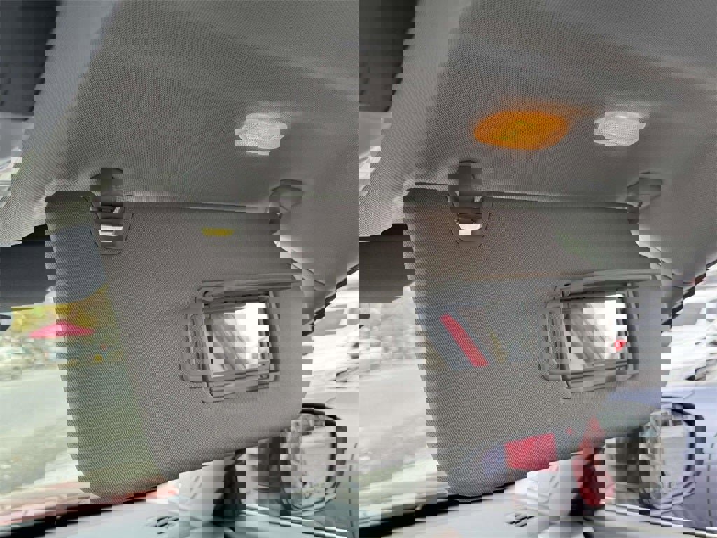 Used 2022 Nissan Pathfinder Platinum w/ Cargo Package image 31