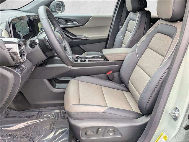 New 2026 Chevrolet Equinox LT w/ Convenience Package II AWD/4WD image 4